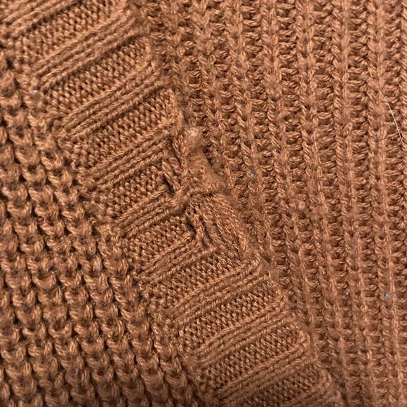 Multi colored sweater. - Picture 3 of 4